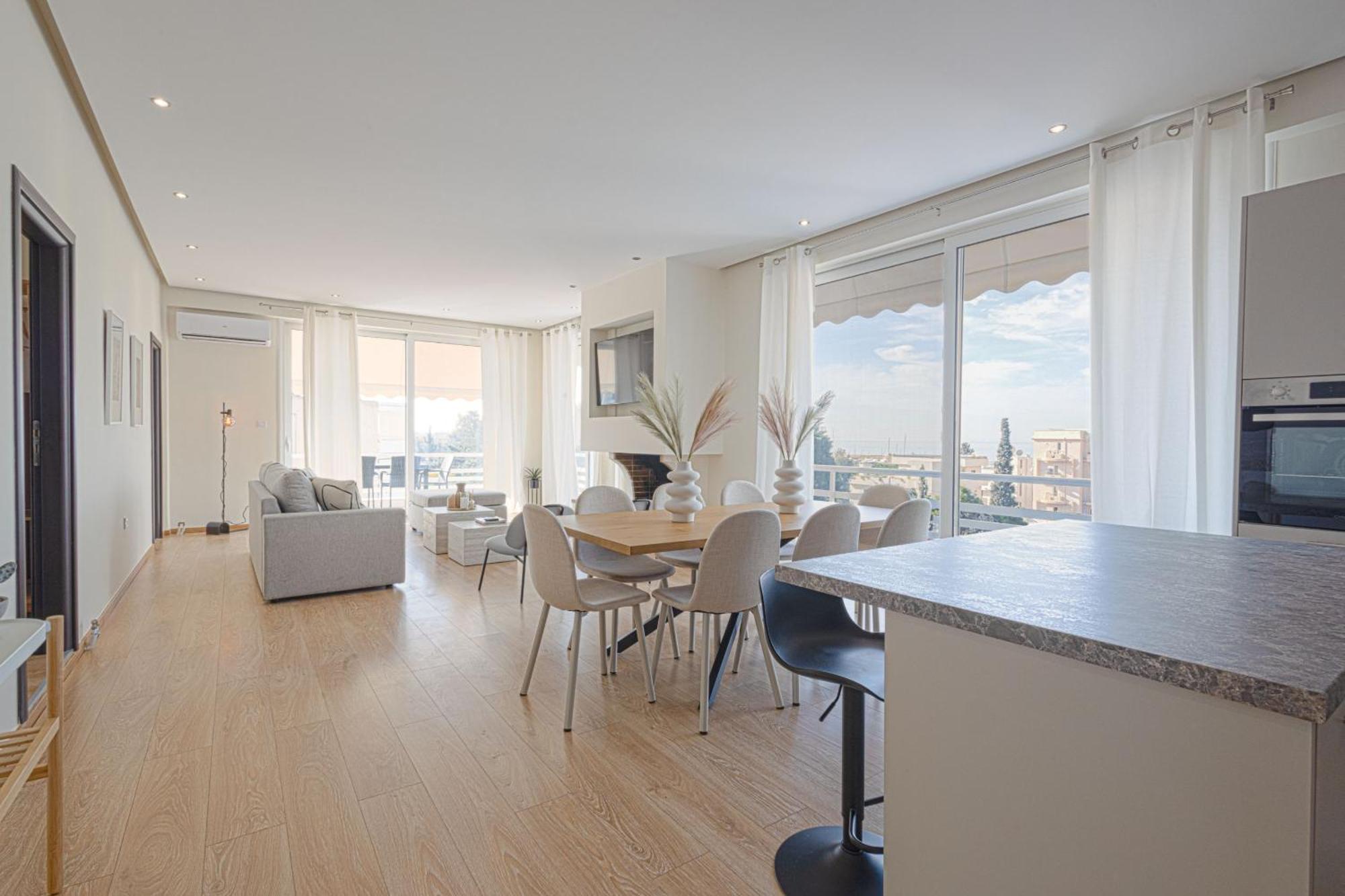 Luxurious 3-Bedroom Seaside Retreat Fully Renovated In 2025 Афіни Екстер'єр фото