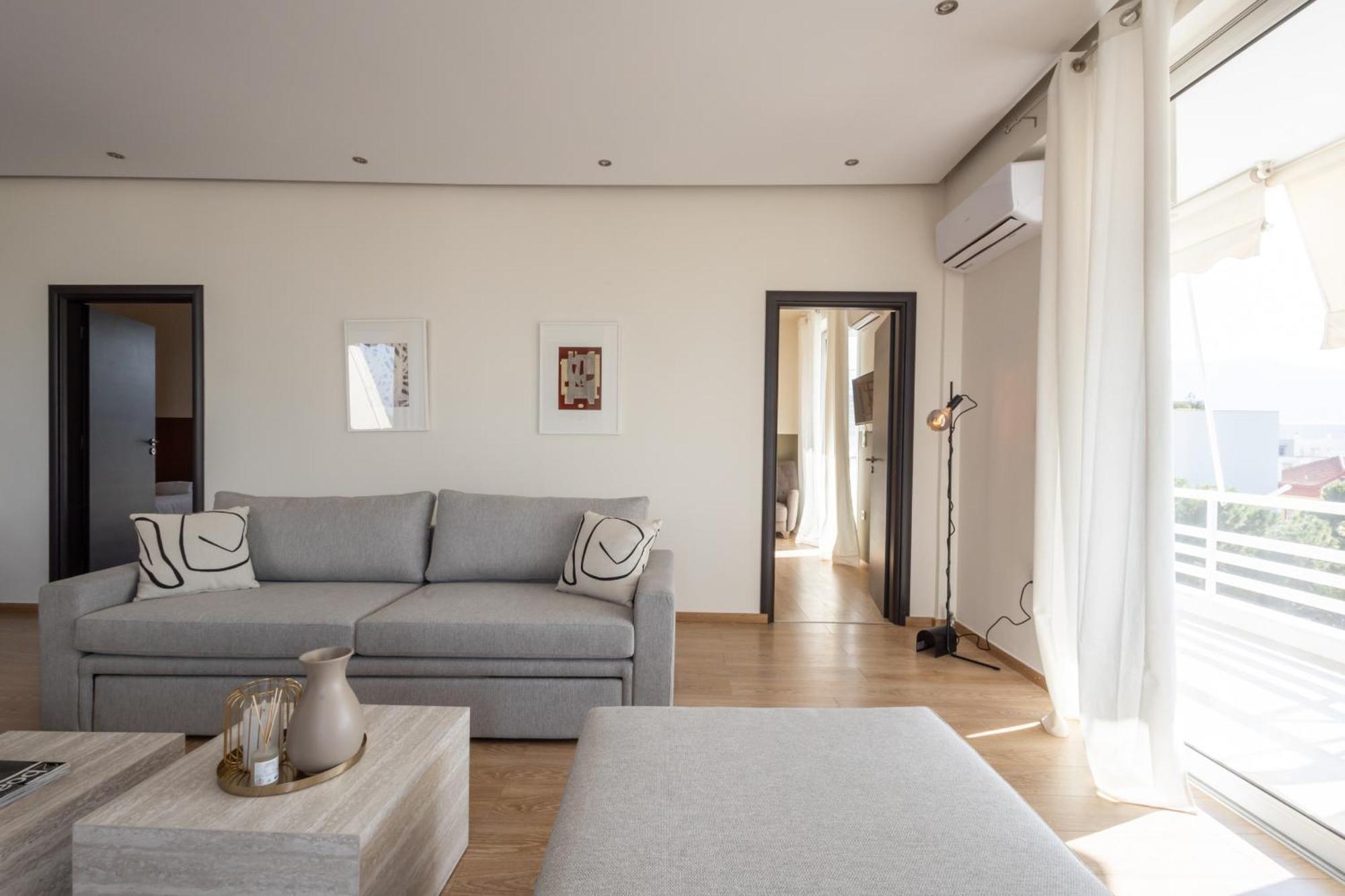 Luxurious 3-Bedroom Seaside Retreat Fully Renovated In 2025 Афіни Екстер'єр фото